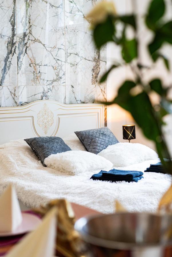 Emperors Elegance Suite Prag Exterior foto